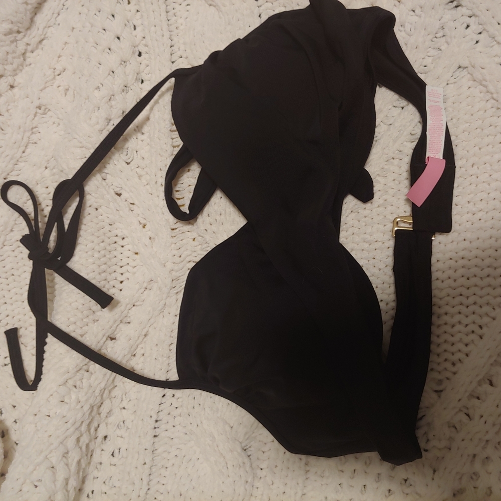 Black Cross-Over Bikini Top